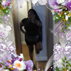 Meet your Posher, Delphine